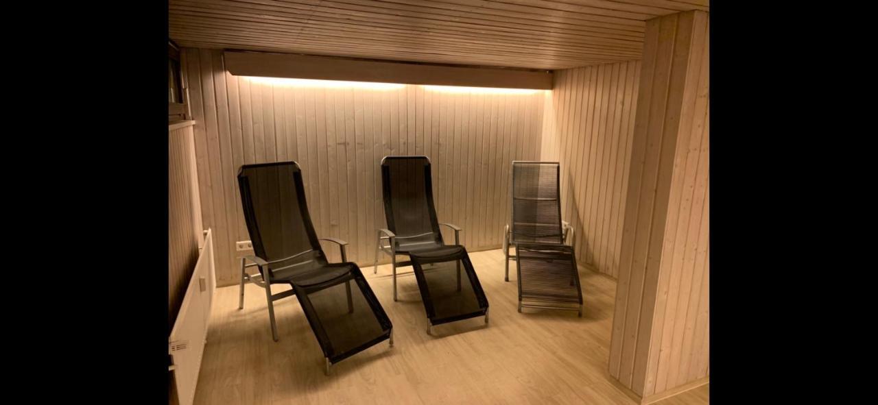 Kleine Moewe, Exklusives Ein Zimmer Apartment Mit Sauna Im Haus Wunstorf Extérieur photo